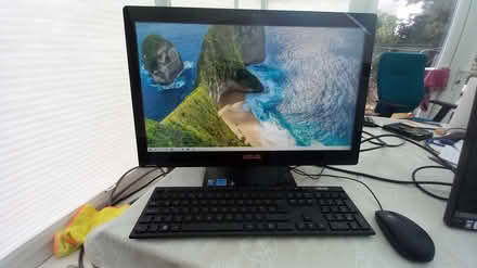 Photo of free Asus All-in-One PC (Heybridge CM9) #1