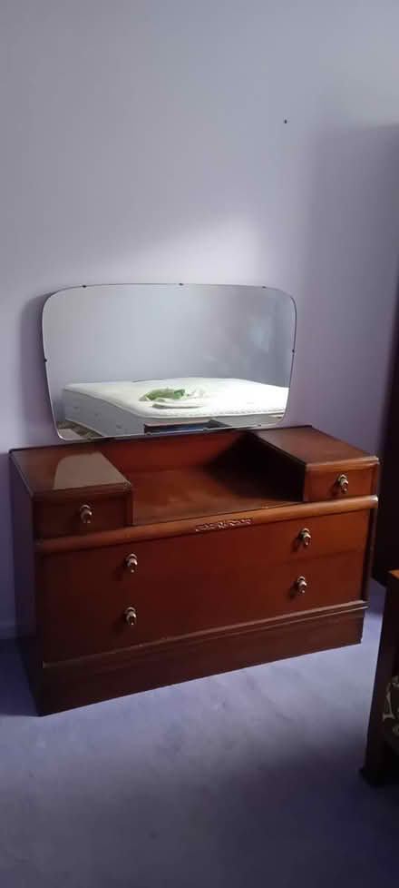 Photo of free Chest of drawers (Carterton, OX18) #1