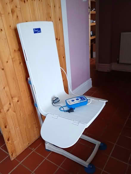 Photo of free Bath lift & Bath steps (Llanbister) #2