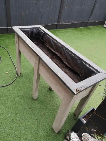 Photo of free Planter (Bournes Green SS2) #1