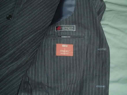 Photo of free M&S Mens Grey Stripped Italian Linen 2 Piece Suit (Yateley GU46) #4