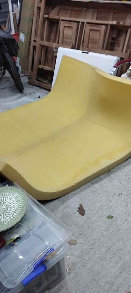 Photo of free Large piece of foam (Hooe) #1