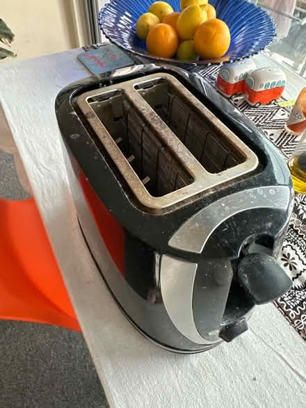 Photo of free Used toaster ( including box) (Southwark. SE15) #2