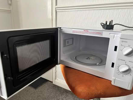Photo of free Cutlery tray,microwave oven,toaster (ME7, Gillingham) #2