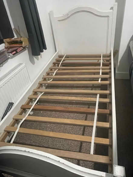 Photo of free Single bed for children (HD2 Birkby) #1