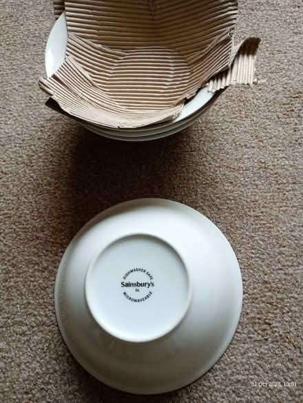 Photo of free White bowls 7" (SS0 Westcliff) #2
