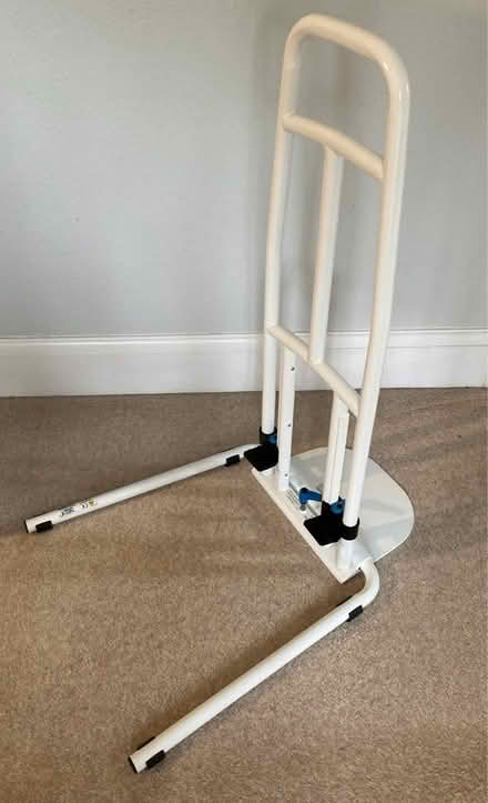 Photo of free A bed grab rail (Westbury on Trym BS9) #1