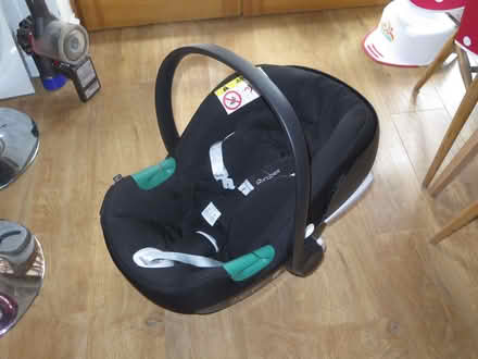 Photo of free Cybex Aton B2 Baby Pram/Car Seat (Kings Stanley GL10) #3