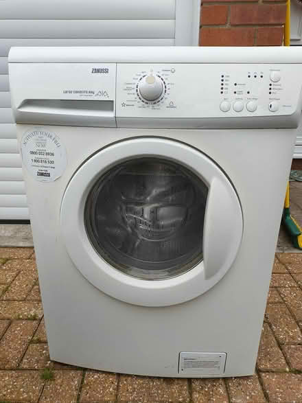 Photo of free Zanussi washing machine (weston-super-mare BS24) #1