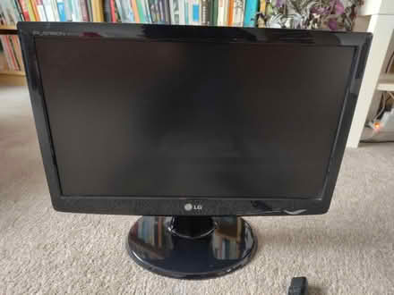 Photo of free Computer monitor (Stirling FK9) #1