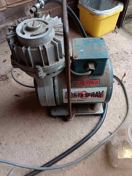 Photo of free Small compressor (Worrall S35) #1