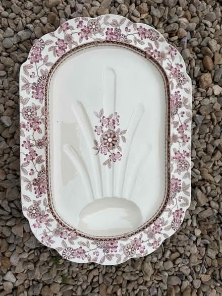 Photo of free Huge Ceramic Meat Platter for Roasts (Iver SL0) #1