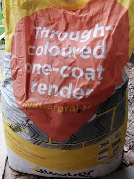 Photo of free White render (Stratford upon Avon) #1