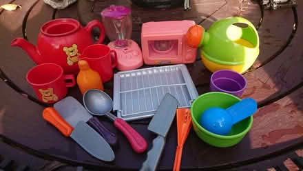 Photo of free Play kitchen items (Nash Mills WD4) #1