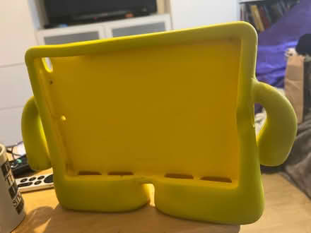 Photo of free iPad silicone case - kids (SG4 hitchin) #3