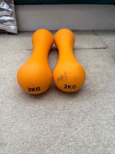Photo of free 2kg dumbbells (Tolworth KT6) #1