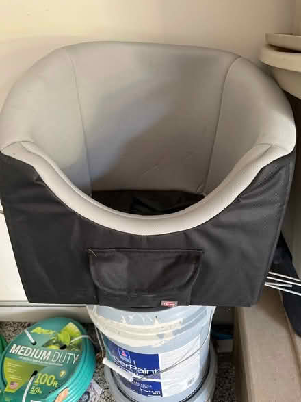 Photo of free Car seat for small dog (Bethesda) #1