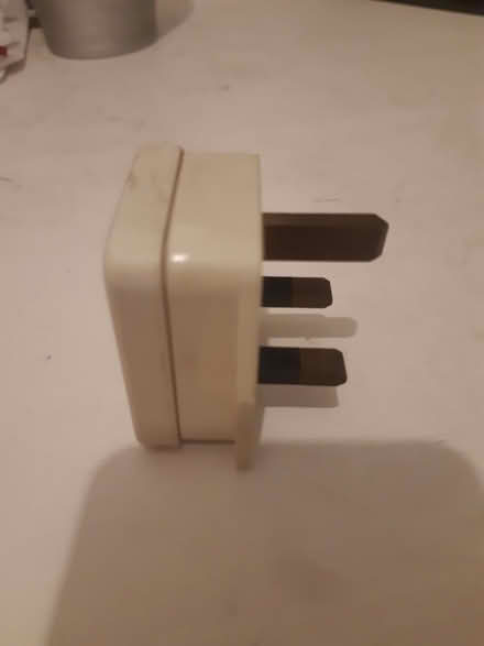 Photo of free Shaver adapter (Southmead BS10) #2