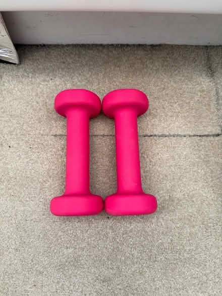 Photo of free 1kg dumbbells (Tolworth KT6) #2