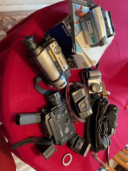 Photo of free Cameras and video equipment (Falkland KY15) #1