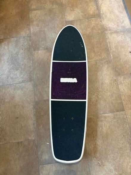 Photo of free Impala Skateboard (DE757TL) #1