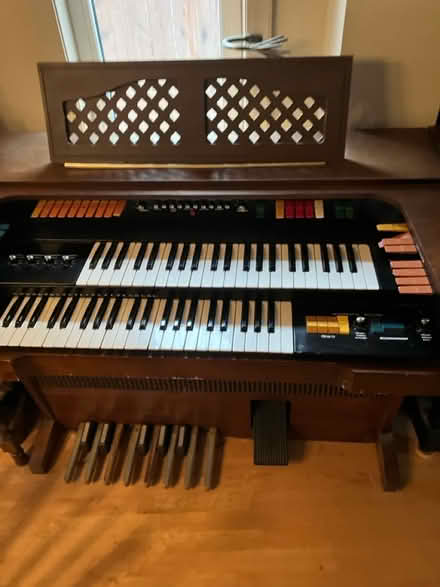 Photo of free Electric Organ Vintage (Crystal beach) #1