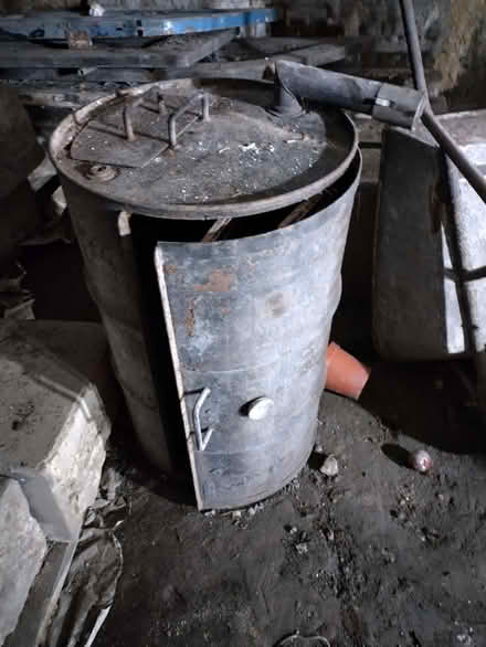 Photo of free charcoal barbecue (Putney SW15) #1