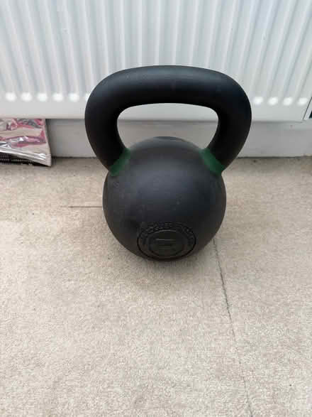 Photo of free 24kg kettle bell (Tolworth KT6) #2