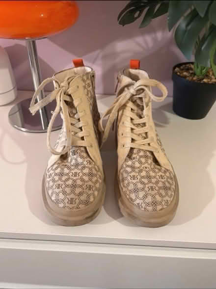 Photo of free Kids/ girls River Island boots (Chatham ME4) #3