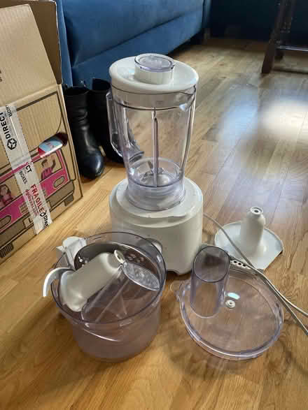 Photo of free Kenwood food processor (Newington Green N1) #2