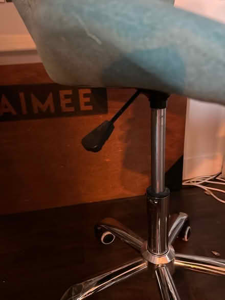 Photo of free Mint green desk chair with wheels (Pollok G53) #4