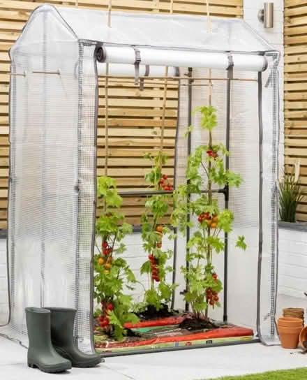 Photo of Growhouse (Bishops Tachbrook CV34) #1