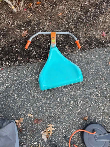 Photo of free Women’s bike and turtle toy (52 Surrey ln, Flemington nj) #1