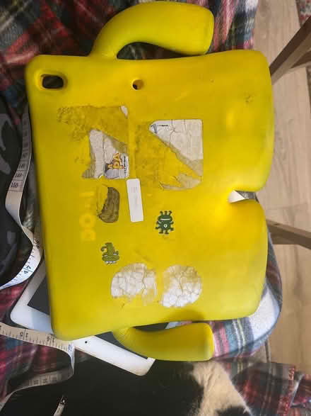 Photo of free iPad silicone case - kids (SG4 hitchin) #2