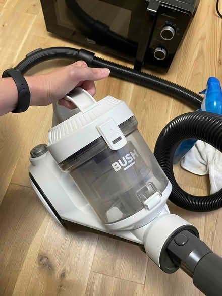 Photo of free Vacuum cleaner (Earls Court SW5) #1