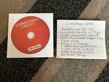 Photo of free Christmas carols Cd (Jennetts park RG12) #1