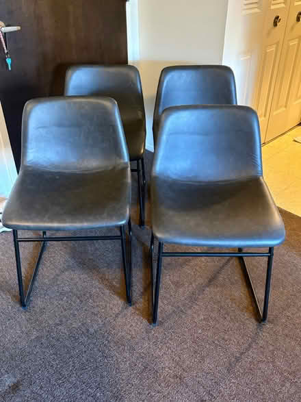 Photo of free 4 dining chairs (East Grand Rapids area) #1