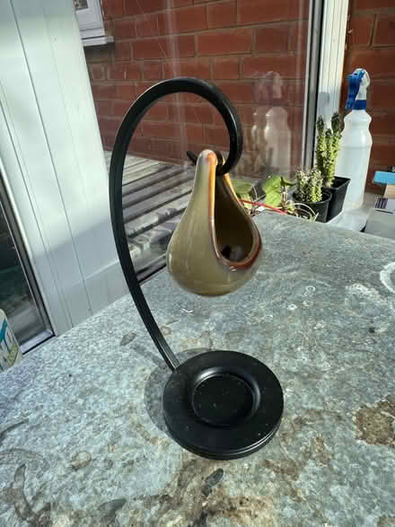 Photo of free Hanging Oil & Wax Melt Burner (Winnersh RG41) #1