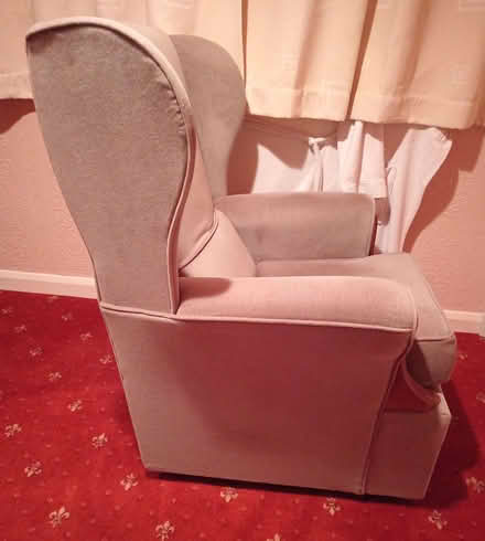 Photo of free Armchair (Maldon CM9) #4
