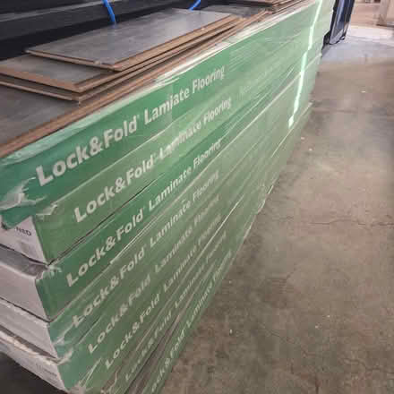 Photo of free Laminate flooring ~ 150sqft (Near Roosevelt Park) #2