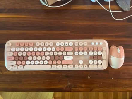 Photo of free Wireless typewriter style keyboard (Near School at Mount Auburn.) #1