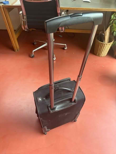 Photo of free Wheely suitcase small (Frankwell SY3) #3