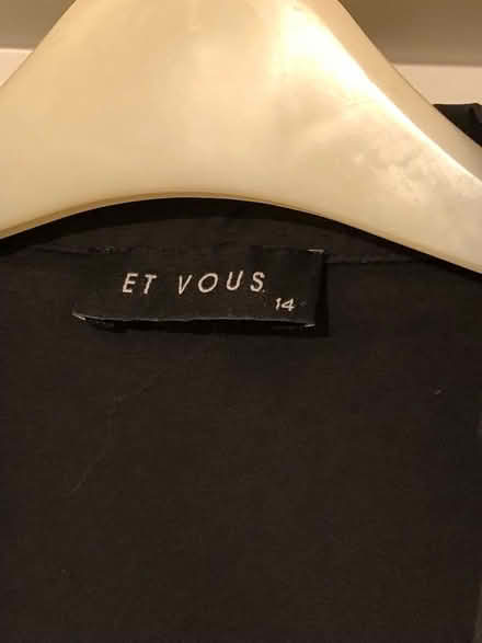 Photo of free long sleeve black fitted shirt (Deal) #2