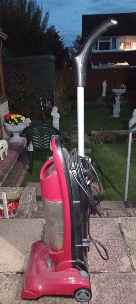 Photo of free Bagless upright hoover/vacuum cleaner (Maldon CM9) #2