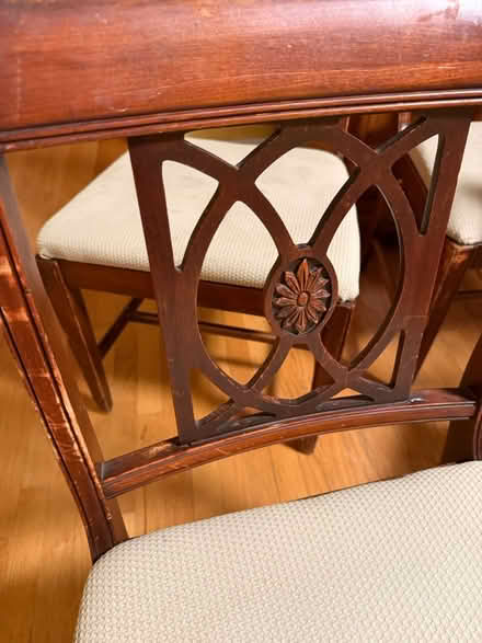 Photo of free 6 dining room chairs (Chelmsford, MA) #2