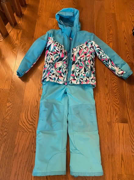 Photo of free Snowsuit- Kids size Medium (Erin Mills and Britannia) #1
