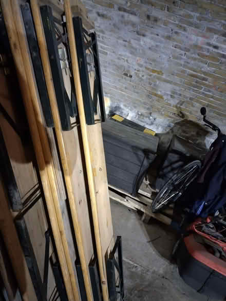 Photo of free benches (Putney SW15) #1