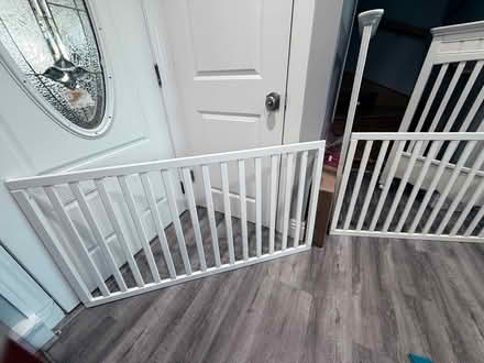 Photo of free White Ragazzi Convertible Crib (Millbrae Highlands) #4