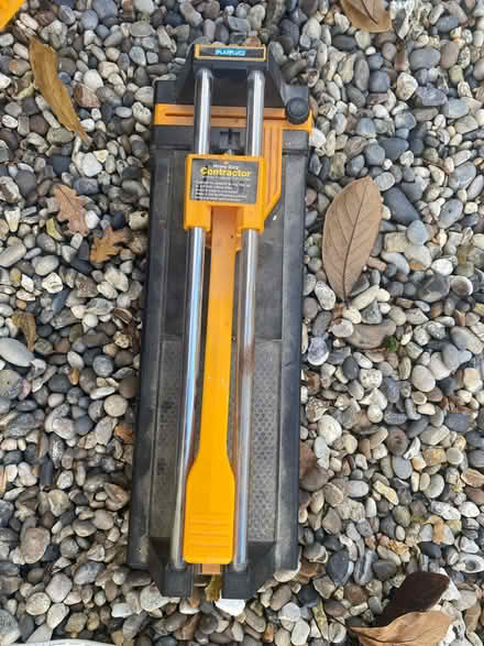 Photo of free Tile cutter (Billericay) #1