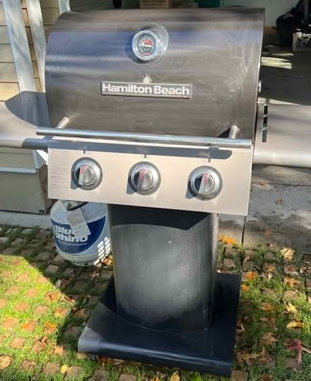 Photo of free Gas Grill, works fine, 63119 (Webster Groves) #2